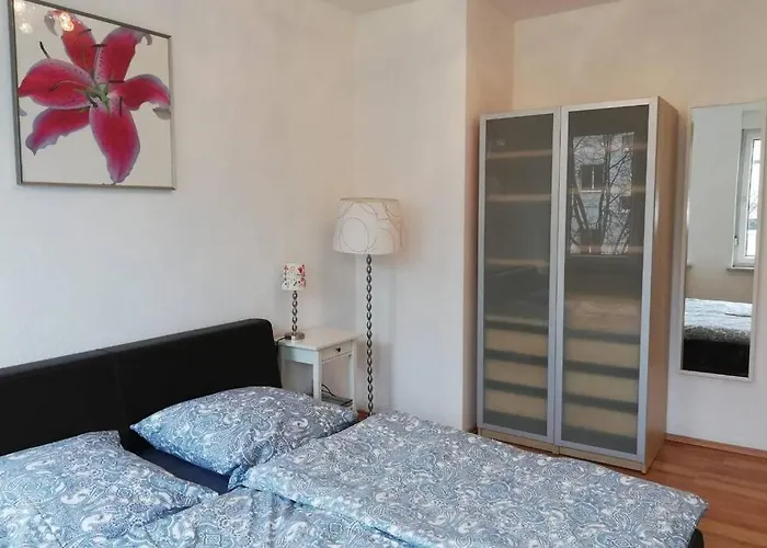 - Mit Balkon In Halle-saale, Trotha ハレ