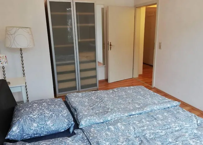 - Mit Balkon In Halle-saale, Trotha アパート ハレ