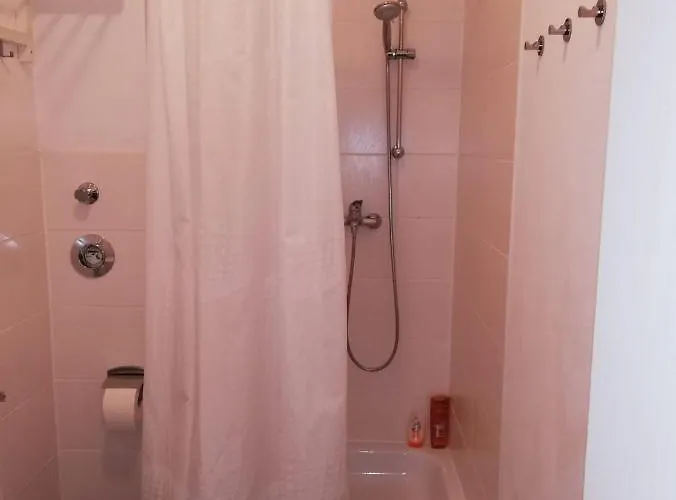 - Mit Balkon In Halle-saale, Trotha