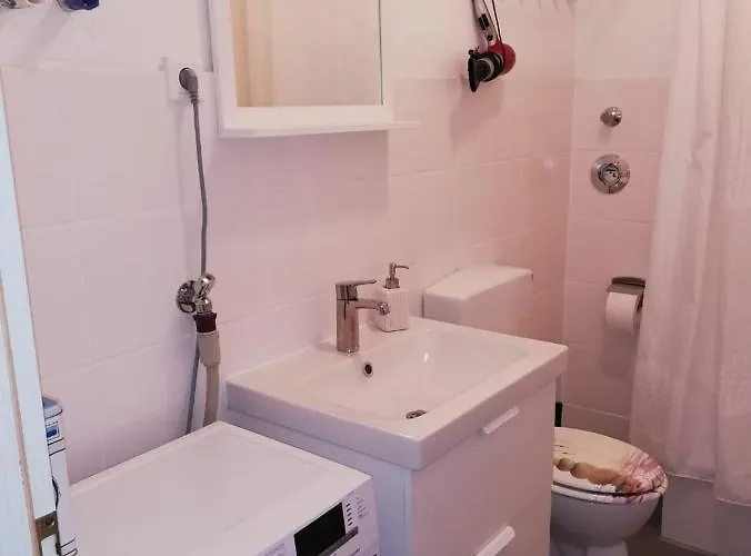 アパート - Mit Balkon In Halle-saale, Trotha ハレ